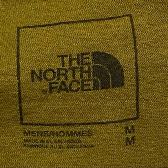 The North Face Long Sleeve Tee - (Green) - Like New Condition - Picture 4 of 4
